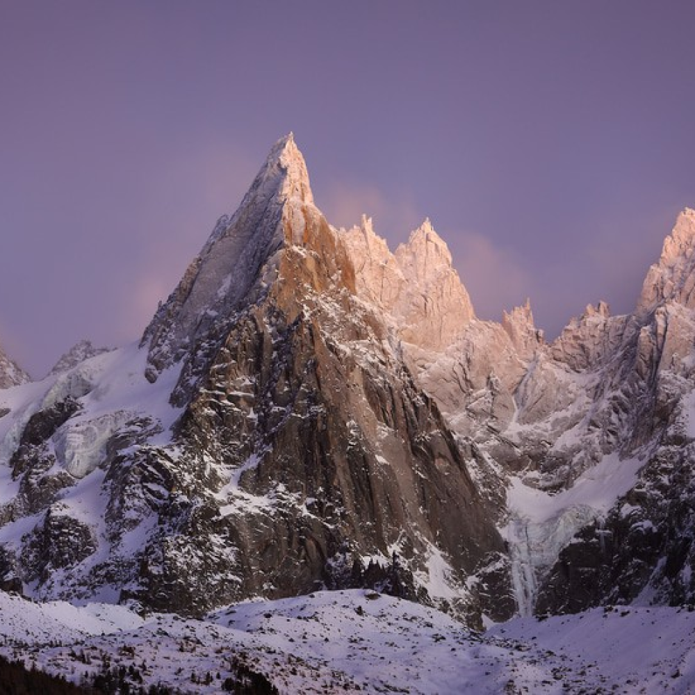 The Peaks Sculpted in the Half-light